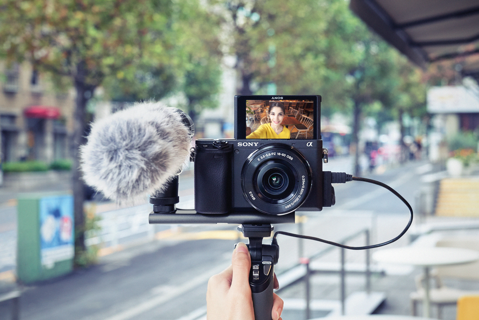 CAMARA SONY A6400 + OBJETIVO 16/50