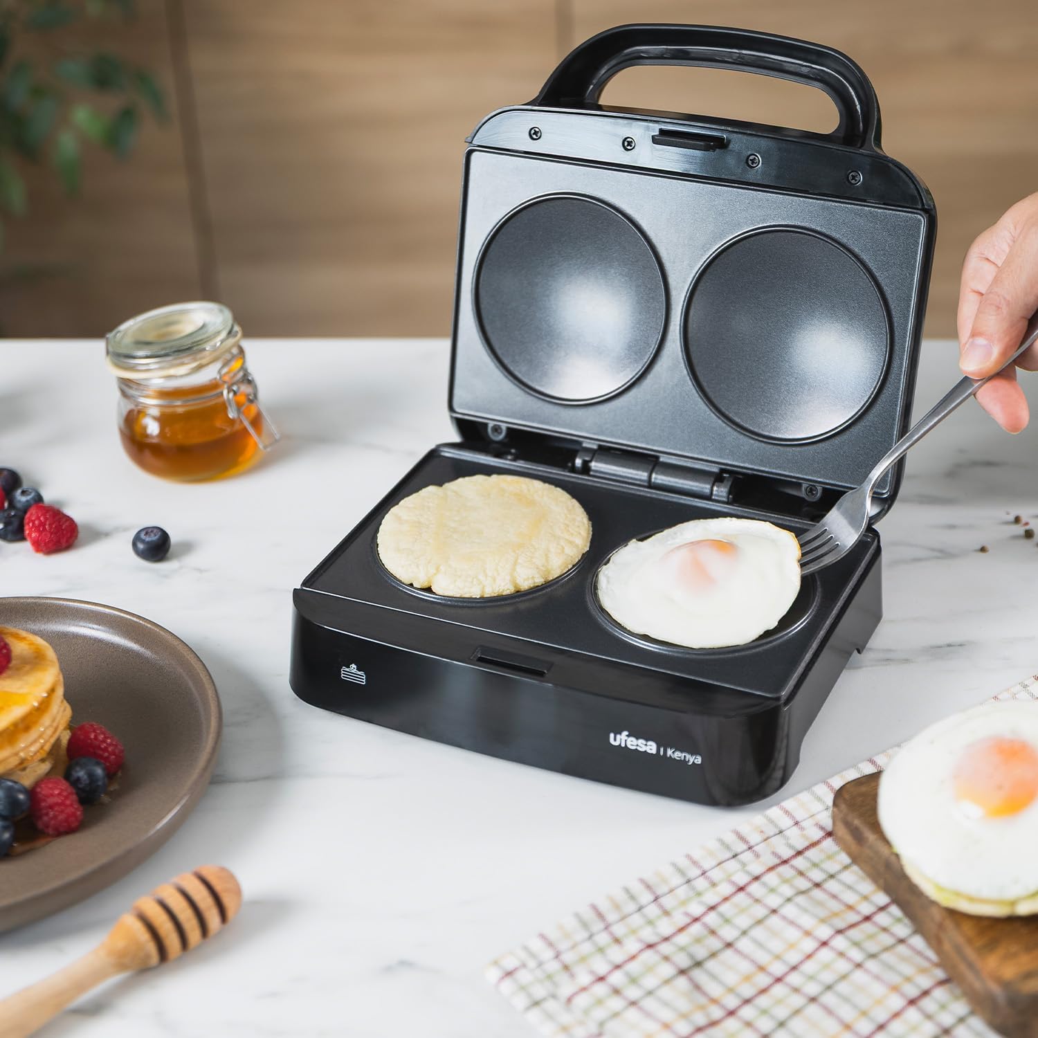 SANDWICH. UFESA KENYA 750W TORTITAS HUEVOS